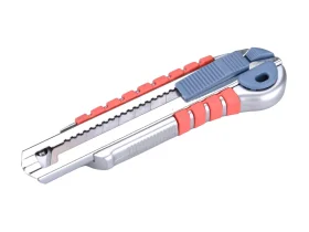 nůž ulamovací s&nbsp;kovovou výstuhou a&nbsp;zásobníkem, 18mm Auto-lock
