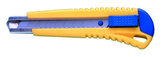 nůž ulamovací 18mm GOLA nůž ulamovací 18mm GOLA
