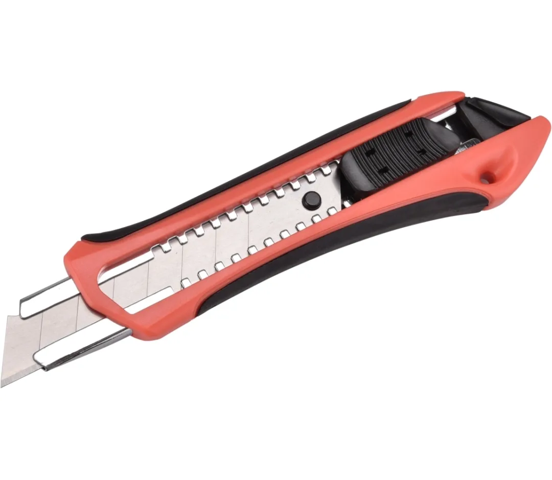 nůž ulamovací 18mm s&nbsp;kovovou výztuhou, pogum.rukojeť Auto-lock EXTOL PREMIUM - 