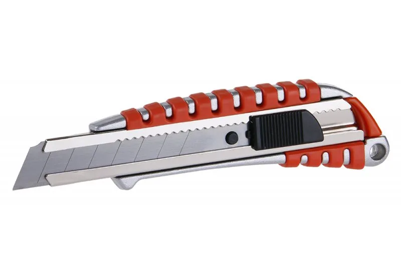 Nůž odlamovací FESTA L25 18mm XD67-6,kov Nůž odlamovací FESTA L25 18mm XD67-6,kov