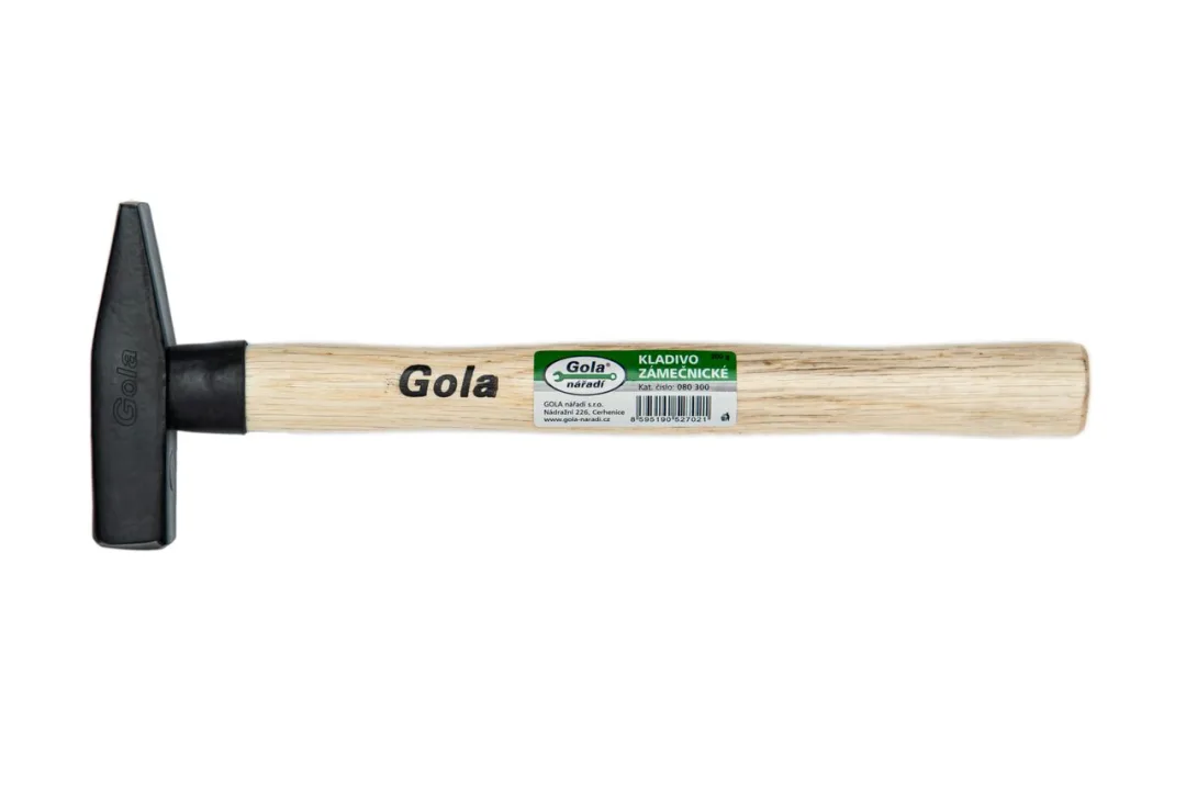 Kladivo 0,80kg zám.+násada GOLA 800g Kladivo 0,80kg zám.+násada GOLA 800g