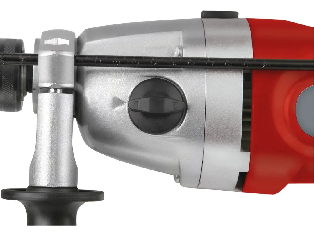 vrtačka s příklepem, 850W a