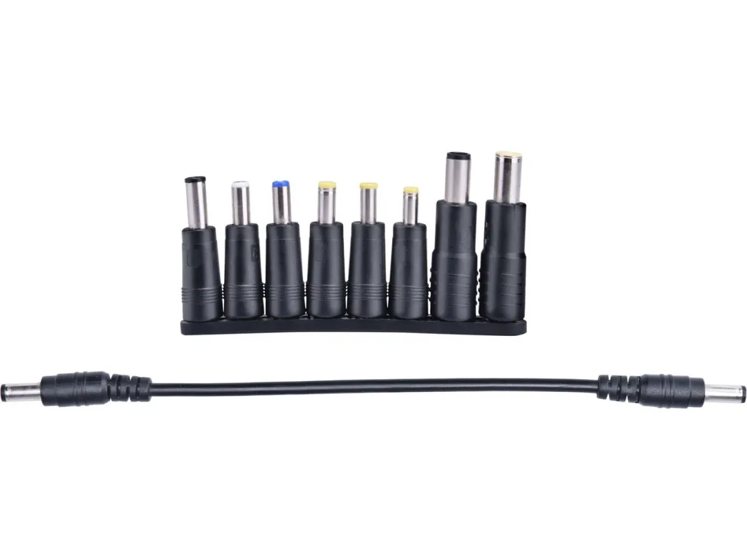 jump startér, 700A, pro naftové a benzínové motory, powerbanka 5V, 19V e